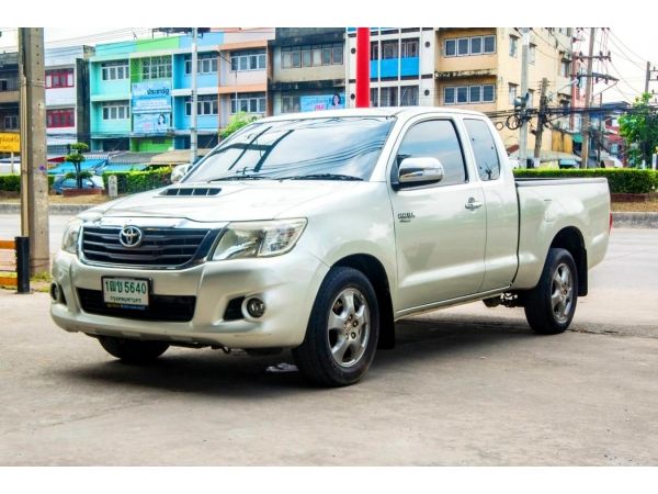 2013 Toyota Hilux vigo 2.5 G Smart Cab ดีเซล สีเทา